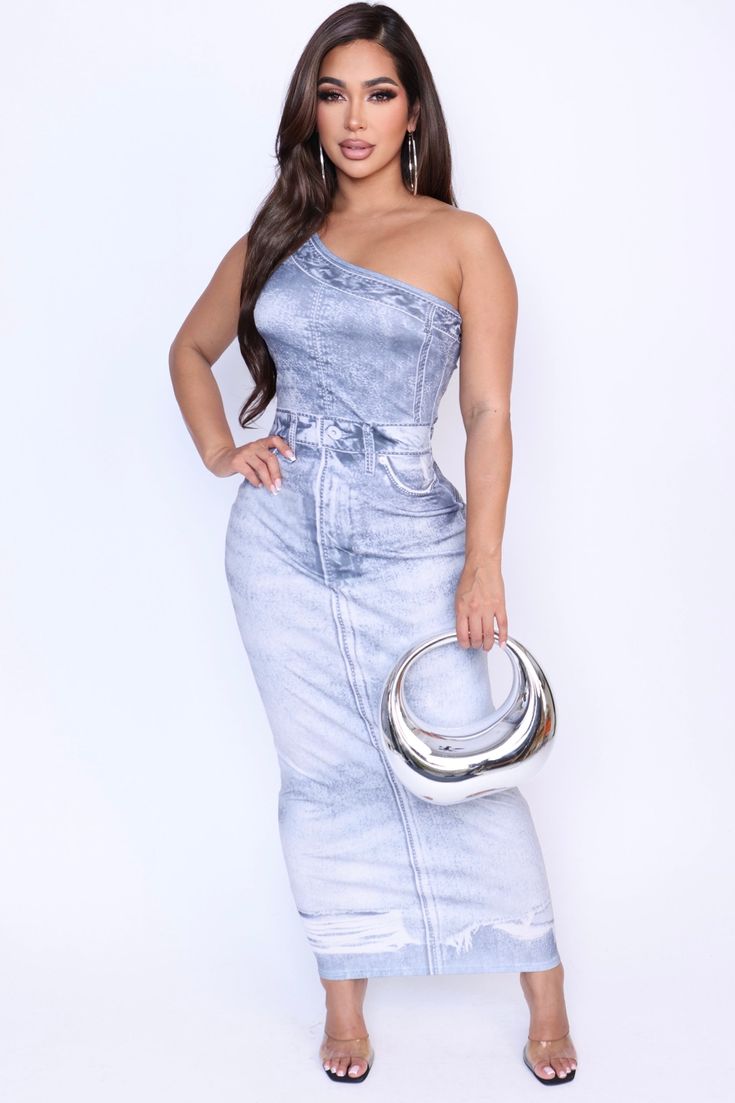 Craft your look with Painted Denim. The 3D printed design adds a unique touch to this one shoulder, sleeveless bodycon dress. Perfect for a casual day or a night out, this dress will make you stand out in style and comfort. Our model Brenda is wearing a size small. Spring One-shoulder Club Bodycon Dress, Chic One-sleeve Summer Bodycon Dress, Chic One-sleeve Bodycon Summer Dress, Chic One Sleeve Summer Bodycon Dress, Trendy One-shoulder Bodycon Dress, Spring One Shoulder Dress For Club, Spring Club One Shoulder Dress With Asymmetrical Neckline, Trendy Fitted One Shoulder Dress, Trendy One Shoulder Fitted Dress