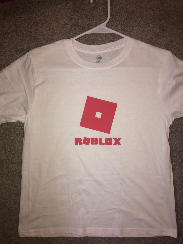 Custom made Roblox T-shirts. Heat press vinyl lettering. Back can be personalized with names, usernames, etc. When ordering, please specify the following: 1. Desired shirt size 2. Desired shirt color 3. Desired font color 4. Personalization, if any, on back NOTE: Proofs will be emailed before item is produced. Proofs must be approved in writing. A delay in approving the proof will delay production. White T-shirt With Heat Transfer Vinyl For Streetwear, Red Short Sleeve T-shirt With Name Print, Red Crew Neck T-shirt With Name Print, Casual Red T-shirt With Heat Transfer Vinyl, Basic Red T-shirt With Text Print, Red Basic T-shirt With Text Print, Red Crew Neck Shirt With Name Print, Roblox Tshirt, Hoodie Roblox