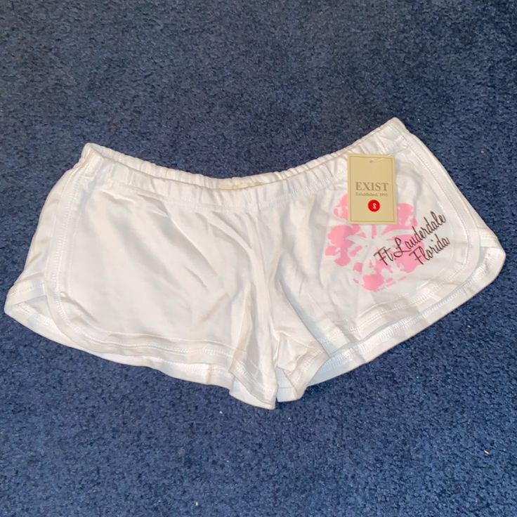 Brand New Never Worn No Rips, Tears Or Stains Smoke Free, Fragrance Free Home Please Ask Any Questions! White Summer Pajama Shorts For Loungewear, Casual White Pajama Shorts For Beach Season, White Pajama Shorts For Vacation, Casual White Pajama Shorts For Vacation, White Relaxed Fit Pajama Shorts For Vacation, White Cotton Pajama Shorts For Beach Season, Beach Vacation White Pajama Shorts, White Vacation Pajama Shorts, White Pajama Shorts For Beach Vacation