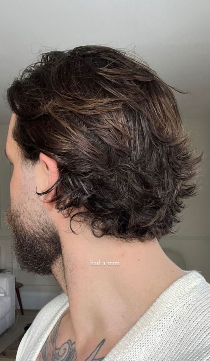 Men’s Short Long Hair, Men's Hair Cuts Medium, Men Swept Back Hair, Back Head Haircut Men, Short Swept Back Hairstyles, Mens Haircut Thick Hair Straight, Short Shaggy Men’s Haircut, Chin Length Mens Hair, Layers For Long Hair Men