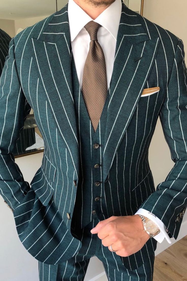 Man wearing a green pinstripe suit Green Pinstripe Suit, Black Three Piece Suit, 3 Piece Suit Men, Three Piece Suits, Pinstripe Fabric, Bespoke Suits, Traditional Suit, Men Love, Mens Fashion Wear