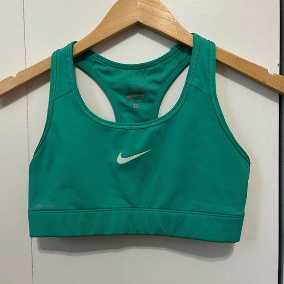 Nike Sports Bra Nike Sports Bra, Nike Sports, Sports Bra, Beer, Nike, Bra, Sports, Plus Outfits, Jewelry Designer