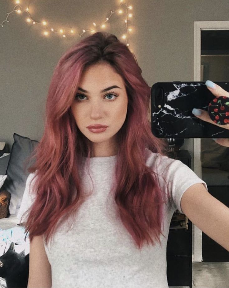 Hairstyles For Redheads, Dark Pink Hair, Blond Rose, Hair Color Pink, Rose Hair, Pastel Hair, Hair Dye Colors, Dye My Hair, Hair Inspiration Color