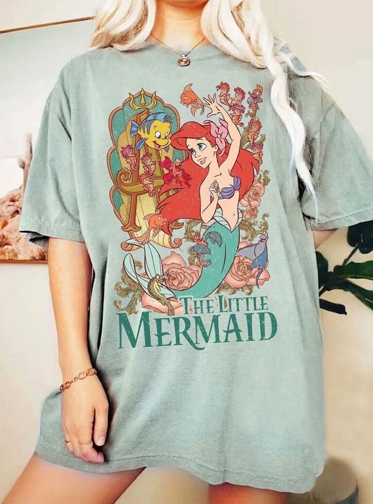 Vintage Little Mermaid Shirts Disney Princess Modern Clothes, Ariel Disney Shirt, Aesthetic Disney Shirts, Disney Princess Clothes, Modern Disney Princess Outfits, Graphic T-shirts, Vintage Disney Shirts, Disneybound Outfits Summer, Ariel Shirt