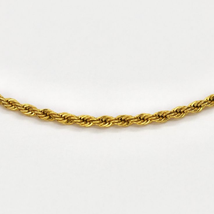 This classic chain is one of our faves. It’s bold enough to be worn as a statement piece in a layered look or alone as an everyday essential. Stainless Steel 18k Gold Plated Hypoallergenic Chain width: 2.3mm Chain length: 17.7” Classic Rope Chain Necklace With Oval Link, Classic Oval Link Rope Chain Necklace, Yellow Gold Rope Chain Necklace For Everyday, Everyday Gold Rope Chain Bracelet, Rope Chain Necklace For Everyday, Everyday Rope Chain Necklace, Classic Link Chain Necklace With Rope Detail, Classic Gold Rope Chain Necklace For Everyday, Everyday Yellow Gold Figaro Rope Chain Necklace