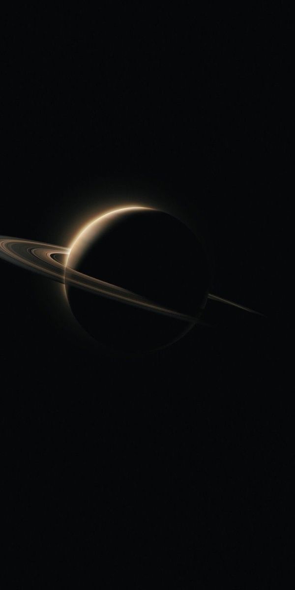 saturn as seen by the hubble telescope