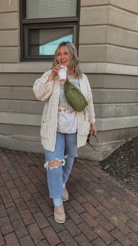 Curvy Mom Outfits, Mom Outfits Fall, Trendy Mom Outfits, Plus Size Fall Fashion, Casual Outfits For Moms, Plus Size Fall Outfit, Cozy Fall Outfits, Fall Outfit Ideas, Cute Fall Outfits