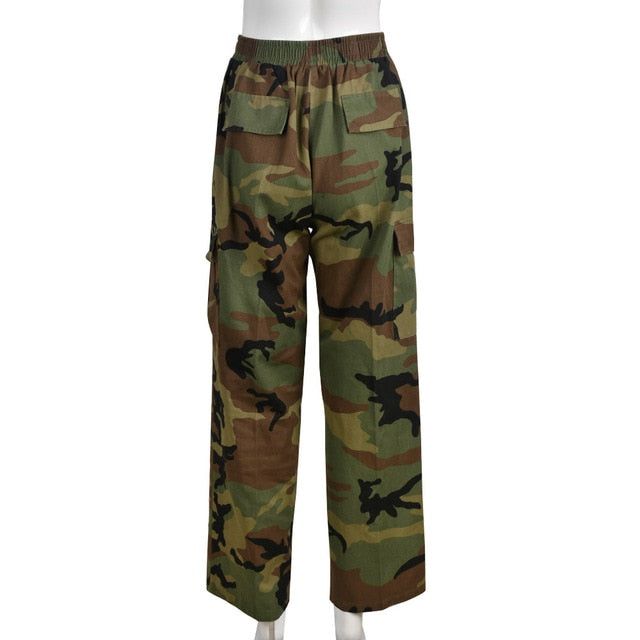 Rock the look of versatility and subtlety with Our Camo Cargo Pencil Straight Pants. Perfect for adding a touch of streetwear style to any outfit, these are a must-have in your wardrobe. Crafted using a blend of fabrics, they feature pleasant camouflage prints throughout and are rendered with a flattering high waistline. With re-enforced hip pockets and drawstring closure, these casual pants offer comfort and convenience at once. Finished off with a pencil straight design, they exude both femini