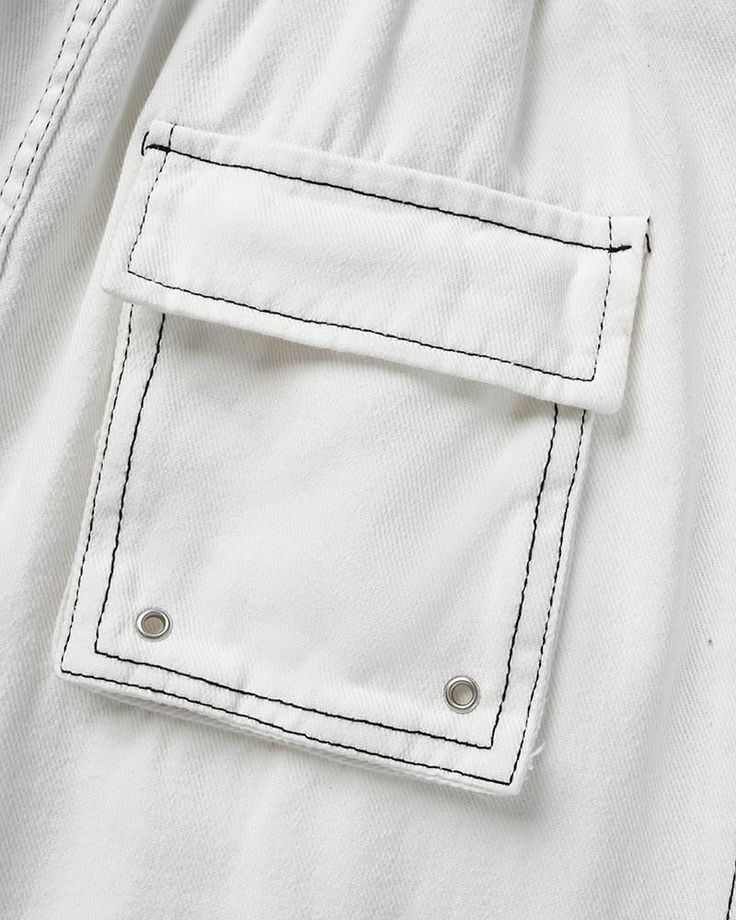 Details: White cargo pants with front drawstring and pockets designBottom Length: LongMaterials:75% Cotton + 25% Polyester White Cargo Pants, Cargo Pants, Parachute Pants, Pants, White, Trousers