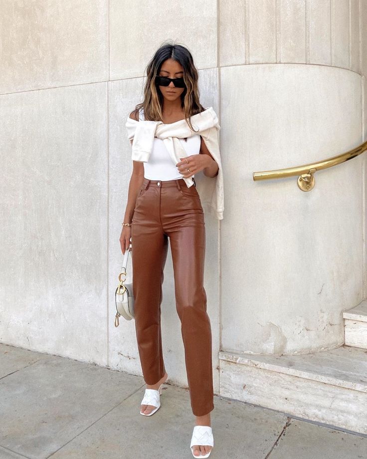 Kayla Seah, Brown Leather Pants, Casual Work Outfits Women, Work Outfits Women Summer, Leather Pants Outfit, Colorful Outfits, Stylish Work Attire, Office Outfits Women, Business Casual Outfits For Work