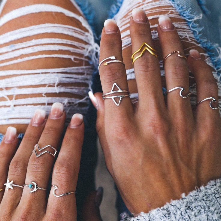 Gold Open Ring For Summer, Dainty Toe Ring For Beach, Dainty Rose Gold Summer Jewelry, Trendy Adjustable Sterling Silver Midi Rings, Trendy Adjustable Stackable Rings, Gold Ring For Summer Promise, Gold Midi Rings As A Gift For Summer, Gold Promise Ring For Summer, Gold Midi Rings As Summer Gift