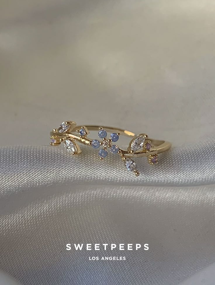 Keiko Petals Ring – SP Inc. Stylish Jewelry Accessories, Cute Promise Rings, Pretty Jewelry Necklaces, Cute Engagement Rings, Jewelry Accessories Ideas, Classy Jewelry, Fancy Jewellery, Jewelry Lookbook, Fancy Jewelry