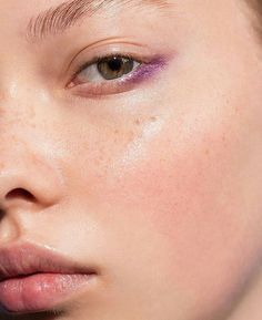 Editorial Make-up, Lilac Eye, Lilac Eyeshadow, Make Up Inspiration, Minimal Makeup, Beauty Make-up, Makeup Quotes, Kesha, Editorial Makeup