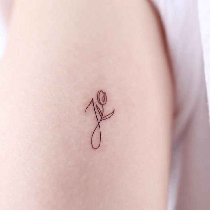 Letter J Tattoo, J Tattoo, Tulip Tattoo, Muster Tattoos, Initial Tattoo, Discreet Tattoos, Dainty Tattoos, Subtle Tattoos, Cat Air