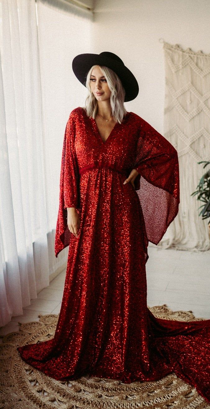 Holiday Sequin Maxi Dress, Sequin Maxi Dress For Holiday, Holiday Maxi Dress With Sequins, Fall Floor-length Sequin Dress, Fall Party Maxi Dress With Sequins, Sequined Maxi Dress For Fall Party, Sequin Maxi Dress For Fall, Fall Sequin Maxi Dress, Fall Maxi Dress With Sequins For Party