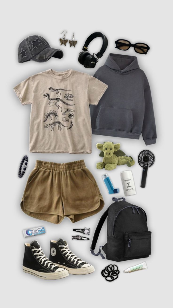 Summer Camp Aesthetic Outfits, Camp Counselor Outfit, Camping Aesthetic Outfits, Summer Camp Outfits, Summer Brown, Earthy Outfits, Camping Outfits, Vibe Clothes, Grunge Outfits