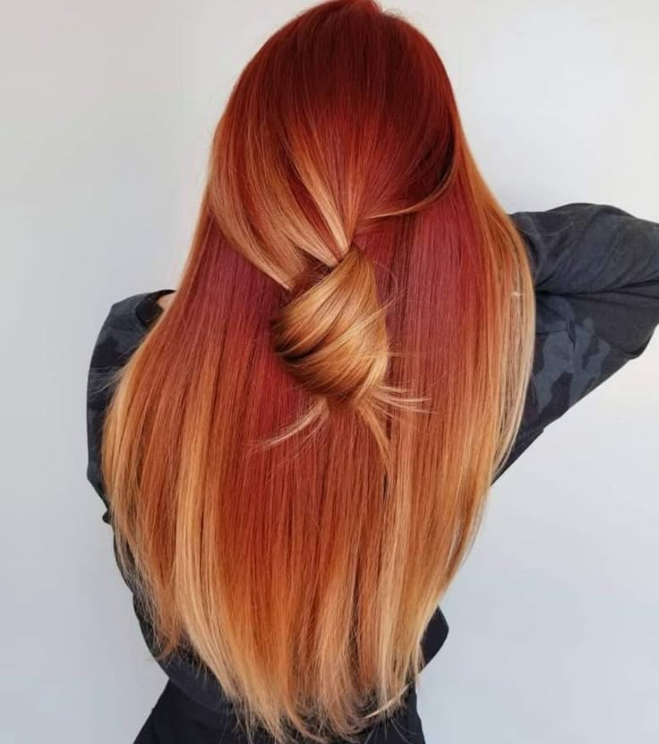 Fire Red Hair, Red Blonde Hair, Red Hair Inspo, Ginger Hair Color, Hair Color And Cut, Red Hair Color, Hair Inspiration Color, Hair Inspo Color, Hair Colours