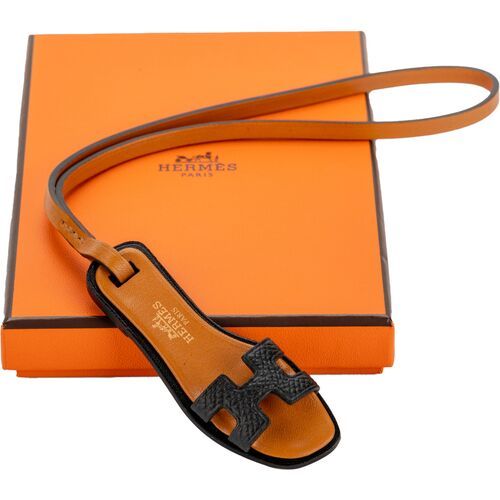 Hermes collectible and sold out worldwide mini oran bag charm in gold and black leather combo. Comes with original box. Oran Black, Hermes Leather, Handbag Hardware, Diy Purse, Hermes Bags, Hermes Bag, Black Bag, Small Leather Goods, Leather Craft