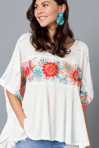 Bohemian Oversized Embroidered Tops, Bohemian Embroidered Oversized Tops, Oversized Embroidered Bohemian Tops, Oversized White Embroidered Top, Oversized Embroidered White Top, Bohemian Off White Short Sleeve Tops, Off White Bohemian Short Sleeve Top, White Embroidered Summer Top, Summer White Embroidered Top