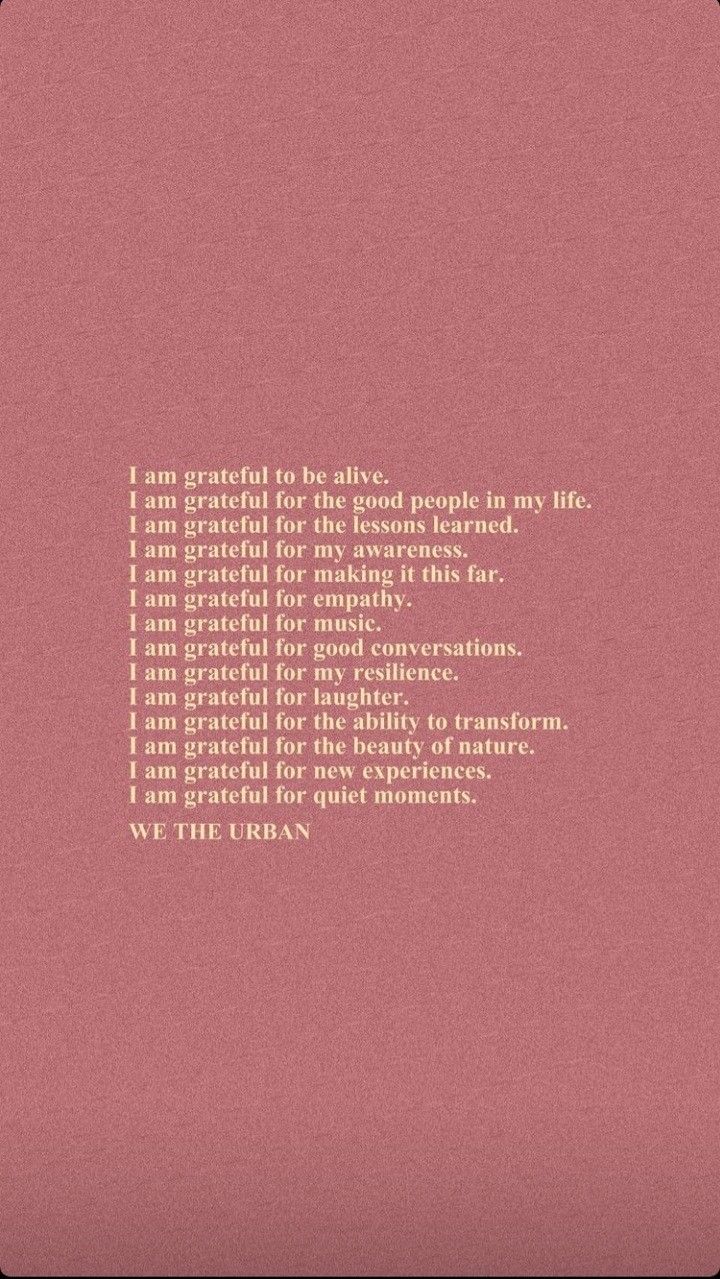 a pink background with the words i am grateful to be alive in my life on it