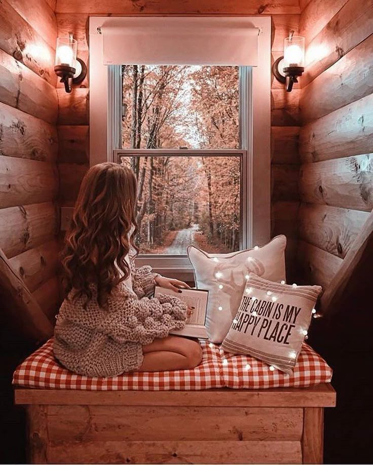 Caitlin Covington, Girly Wall Art, Little Cabin, Girly Art Illustrations, Girls Cartoon Art, Digital Art Girl, Christmas Aesthetic, Girly Art, Cozy Christmas