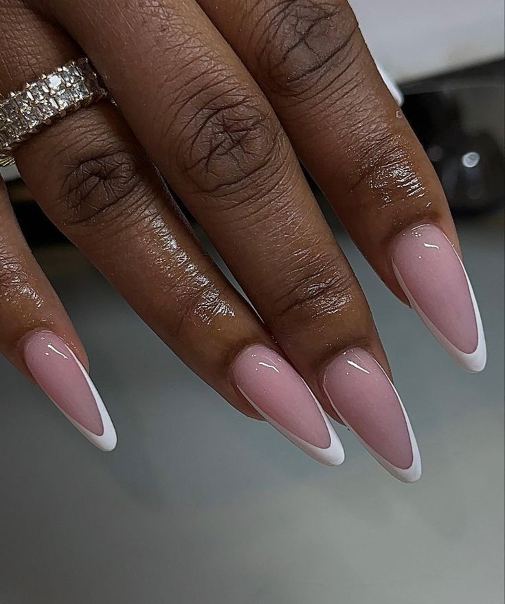 Pink French Tip Nails Almond Long, Classy Almond Nails Black Woman, Classy French Tip Nails Almond, Almond Acrylic Nails Black Women, Almond Shape Nails Black Women, Almond Shaped Nails Black Women, Long Almond Acrylic Nails French Tip, French Oval Acrylic Nails, Almond Nails Long Classy