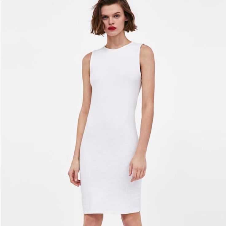 Cute Body Con Dress White Stretch Sheath Dress, Spring Bodycon Sheath Midi Dress, Spring Sheath Bodycon Midi Dress, Chic White Sleeveless Bodycon Dress, Summer Bodycon Midi Dress For Work, Spring Workwear Bodycon Maxi Dress, Chic Sleeveless Stretch Dress By Zara, White Bodycon Sheath Dress, Bodycon Sleeveless Dress For Summer Workwear