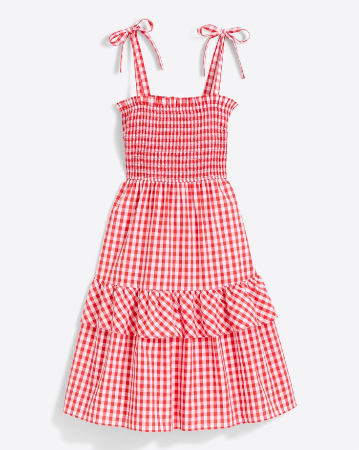 Checks, please. The Taylor Dress, made from 100% cotton, is a sweet summer dress, with adjustable tie-straps, a fitted smocked bodice and a romantic tiered skirt. Pair it with sneakers for a casual look or wedges for the evening backyard BBQ.  ======== 100% Cotton Length: 36" Adjustable straps Square neck with ruffle a Red Gingham Dress, 4th Of July Outfits, Poppy Red, Draper James, Taylor Dress, Red Gingham, Date Night Dresses, Gingham Dress, Red Carpet Looks