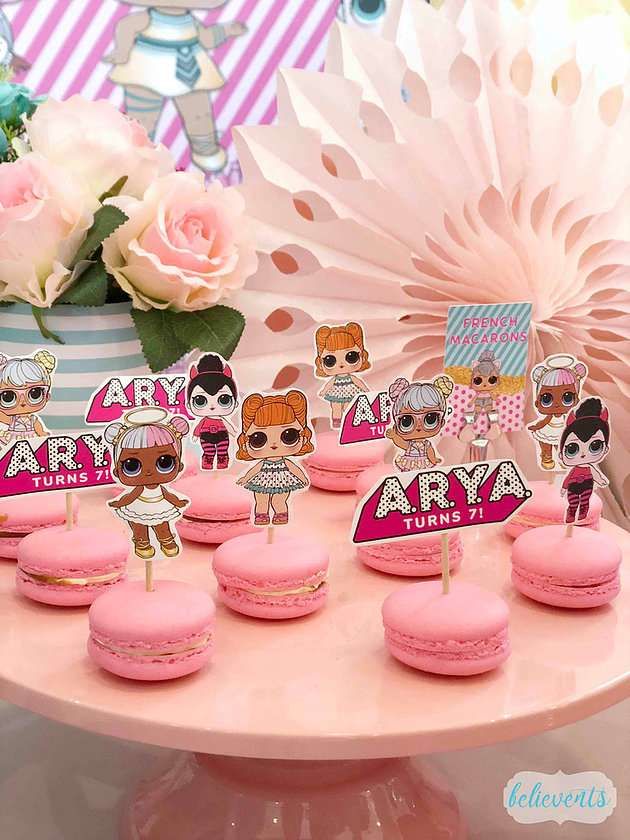 Pink Macrons, Lol Suprise Party Ideas, Lol Surprise Dolls Party Ideas Food, Lol Surprise Dolls Party Ideas Cake, Lol Birthday Party Ideas Decorations, Lol Party Decorations, Lol Party Ideas, Lol Party Ideas Decoration, Lol Theme Birthday Party Ideas