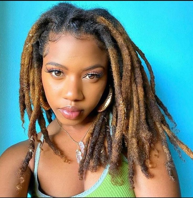 Hair Movement, Natural Hair Movement, Dreadlock Hairstyles For Men, Beautiful Dreadlocks, Short Locs Hairstyles, Dreadlock Hairstyles, Hair Crush, Locs Hairstyles, Hair Reference