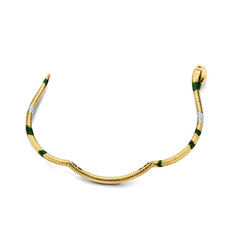 Deze goldplated TI SENTO  zilveren slangenketting 3955EM is gezet met de hand en heeft smaragdgroene en witte zirkonia steentjes. De ogen van de slang zijn ook van smaragd! Dit prachtige en iconische pronkstuk kan worden gedragen met een galajurk maar ook met een spijkerbroek en een wit overhemd ... en het zal altijd de schijnwerpers blijven stelen! Jeans And A White Shirt, Snake Necklace Silver, Snake Necklace, Silver Snake Chain, Gala Dresses, Polish Jewelry, Sterling Silver Necklace, Snake Chain, Green And White