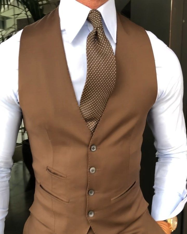 Brown Waistcoat, Vest Outfits Men, Suit Brown, Summer Brown, Usa Dress, Brown Vest, E Boy, Casino Night, Usa Dresses