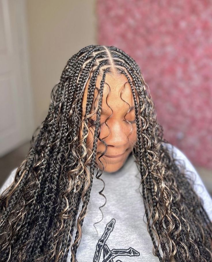 Serving up something different they ain’t ready ❤️‍🔥 Blessed Hands: @prettystylx #knotlessbraids #goddessbraids #bohobraids Highlights Boho Braids, Black Boho Braids With Blonde Highlights, Boho Braids With Blonde, Box Braids With Blonde Highlights, Box Braids With Blonde, Braids With Blonde Highlights, Knotless Goddess Box Braids, Braids With Blonde, Bohemian Braided Hair