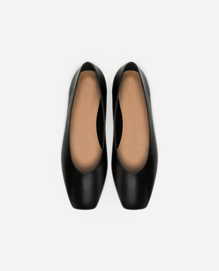 Nikki Leather Black – Flattered Black Ballet, Naturalizer Shoes, Black Ballet Flats, Belt Accessories, Clean Shoes, Goat Leather, Fall Shoes, Ballet Flat, Leather Goods