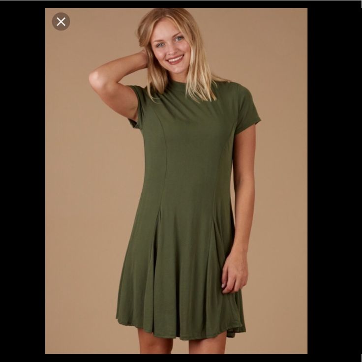 New With Tags From A Pet And Smoke Free Home Green Shift Mini Dress Casual, Casual Fit And Flare Dress In Solid Color, Casual A-line Fit And Flare Mini Dress, Casual Fit And Flare A-line Mini Dress, Casual A-line Mini Dress, Green Fitted Short Sleeve Casual Dress, Casual Green Stretch Dresses, Casual Green Short Sleeve Dress For Spring, Casual Fit And Flare Knee-length Mini Dress