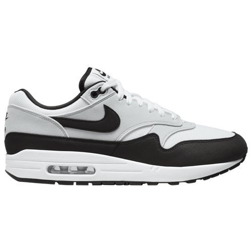 The very cute fabric! And the size very good Nike Sneakers For Men, Cool Nike Shoes, Air Max One, Iconic Sneakers, Black Nike Sneakers, Nike Sneakers Mens, Air Nike, Sneakers Nike Air Max, Tinker Hatfield