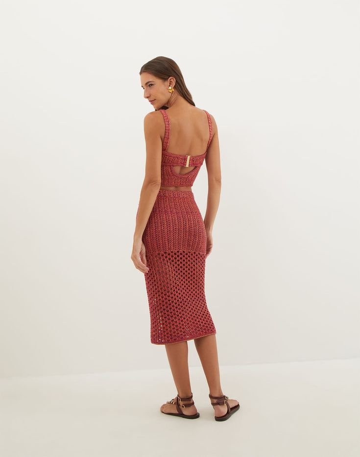 Knit midi skirt. Style with a matching blouse and heels for a dressy look.Features: High-waisted long skirt;  Lined;  Elastic waistband;  Closed stitch from hip to mid-thigh;  Style# VR252173 Midi Skirt Style, Vix Swimwear, High Waist Long Skirt, Knit Midi Skirt, Skirt Style, Knit Midi, Boat Neckline, Long Skirt, Effortless Style