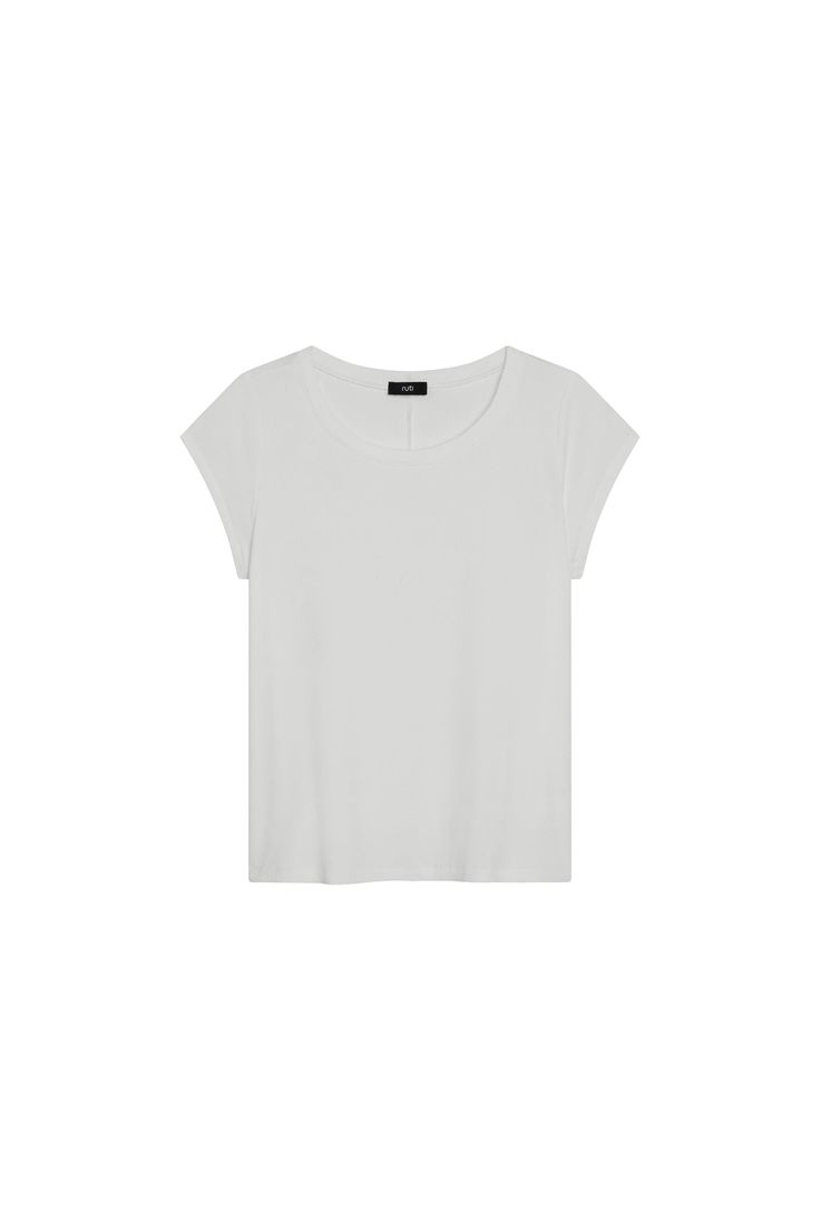 Blank Slate Ribbed A-Line Tee – Ruti Chic Stretch T-shirt For Layering, Chic Cotton T-shirt For Layering, Relaxed Fit Everyday T-shirt, Chic Fitted T-shirt For Day Out, Elegant Spring T-shirt For Everyday, Chic Summer T-shirt For Workwear, Chic Short Sleeve Summer Top For Work, Chic Spring T-shirt With Shirttail Hem, Sleek Solid Color Tops For Everyday Wear