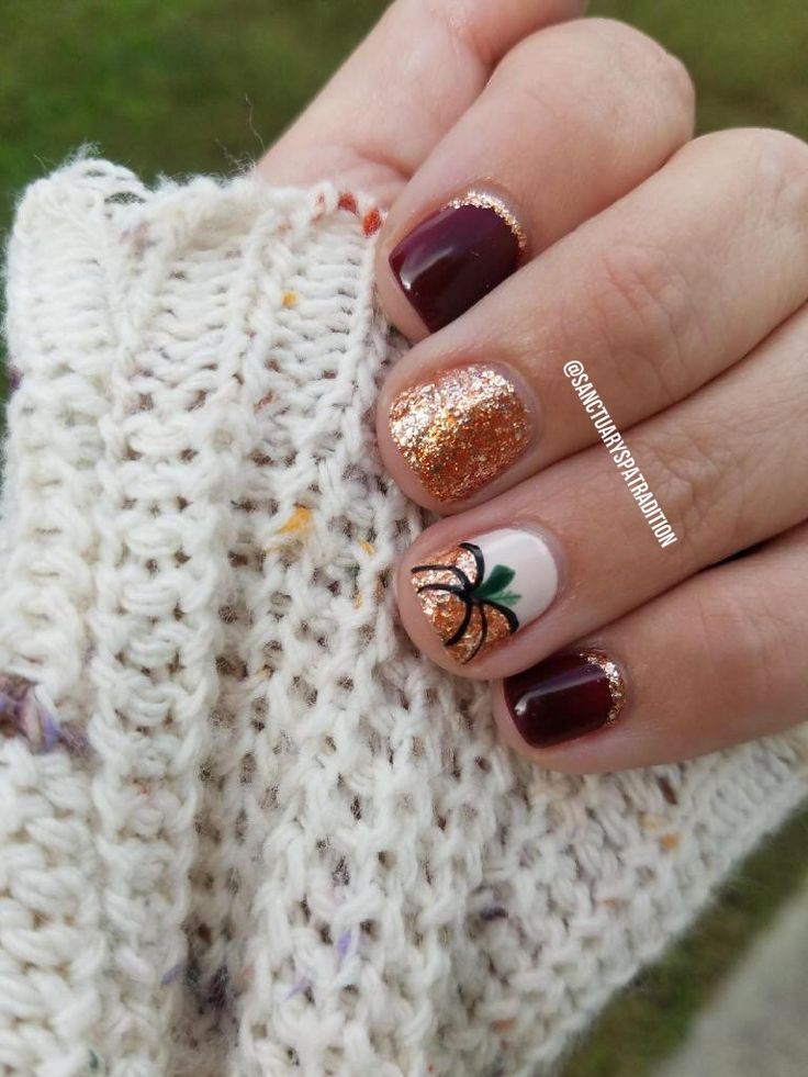 Fall nails fall nail art pumpkin nails Nail Art Pumpkin, Art Pumpkin, Pumpkin Nails, Fall Gel Nails, Fall Nail Art Designs, Thanksgiving Nails, Halloween Nail Designs, Fall Nail Art, Nails Polish