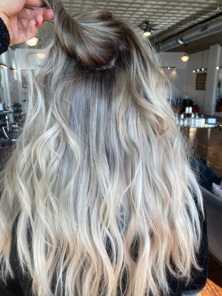 Dimensional Blonde Extensions, Platinum Blonde Hair With Dark Roots, Blonde Hand Tied Extensions, Blonde Hair With Root Melt, Blonde Root Melt, Nashville Hair, Color Melting Hair, Hand Tied Extensions, Blonde Underneath