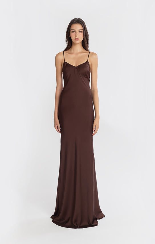 Brown Grad Dress, Dark Brown Bridesmaid Dresses, Brown Dress Aesthetic, Brown Prom Dress, Stolen Stores, Brown Long Dress, Brown Dresses Formal, Brown Bridesmaid Dresses, Dark Brown Dress