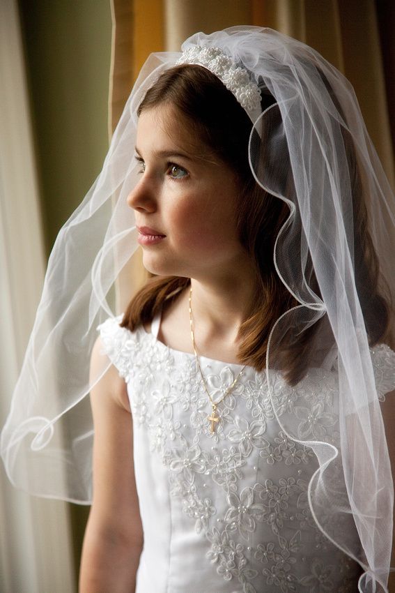 Piercing Ideas Unique, Unique Piercing Ideas, First Communion Photography, Communion Hairstyles, Holy Communion Party, First Communion Veils, Communion Veils, First Communion Decorations, Holy Communion Dresses