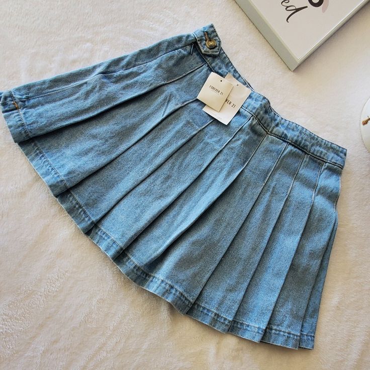 New With Tag Beutiful Denim Skirts In Xs,S,M Size Spring Pleated Denim Blue Skirt, Blue Pleated Mini Denim Skirt, Denim Blue Pleated Denim Skirt, Blue Casual Pleated Skirt, Blue Pleated Denim Skirt For Spring, Pleated Denim Skirt For Spring, Trendy Forever 21 Pleated Skirt, Spring Denim Skort, Blue Denim Pleated Skirt