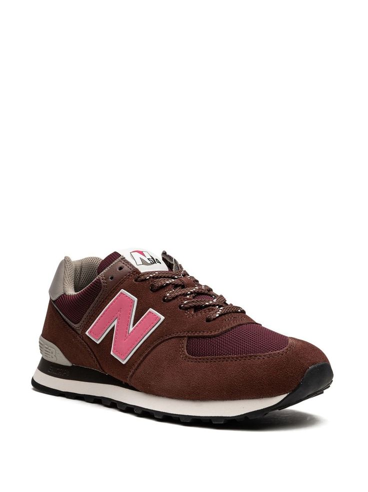 Find NEW BALANCE 574 Low-top Sneakers on Editorialist. brown/pink suede mesh panelling logo patch to the side contrasting heel counter round toe front lace-up fastening logo patch at the tongue branded insole rubber sole These styles are supplied by a premium sneaker marketplace. Stocking only the most sought-after footwear, they source and curate some of the most hard to find sneakers from around the world. New Balance Running Shoes With Round Toe And Logo, New Balance Lace-up Running Shoes With Logo, New Balance Running Shoes With Logo For Sports, Lace-up Running Sneakers With Logo Patch, Brown New Balance Lace-up Sneakers, New Balance Brown Running Shoes For Sports, Round Toe Sneakers With Logo Patch For Running, Brown New Balance Running Shoes For Sports, Sporty Sneakers With Logo Patch For Running