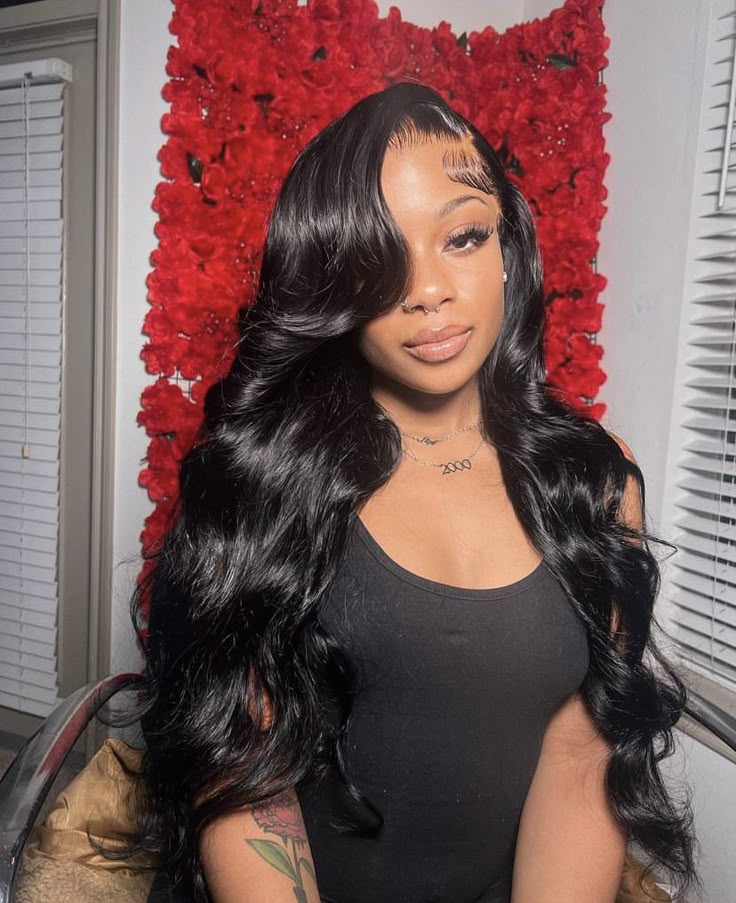 Fye Wigs, Deep Side Part With Curls, Side Part With Curls, Wig Install Hairstyles, Bday Hairstyles, Layers Wig, Prom Wigs, Wigs Ideas, Birthday 15