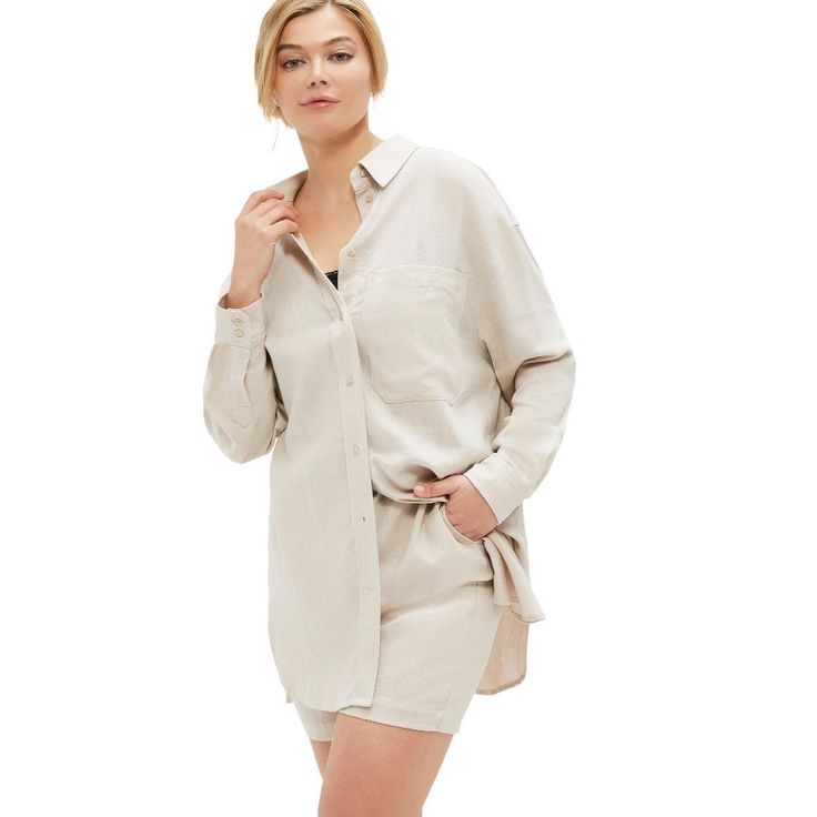 There are so many ways to rock this oversized, easy-care linen-blend shirt: wear it on its own or layer it over a tank. Tuck it or tie it at your hip. Whichever way you style it, you’ll find it one of the most versatile and lightweight pieces in your closet. Boyfriend Shirt, Ladies Of London, Linen Top, Linen Women, Sweater Blouse, Shop Blouses, Denim Shop, Find It, Wear It