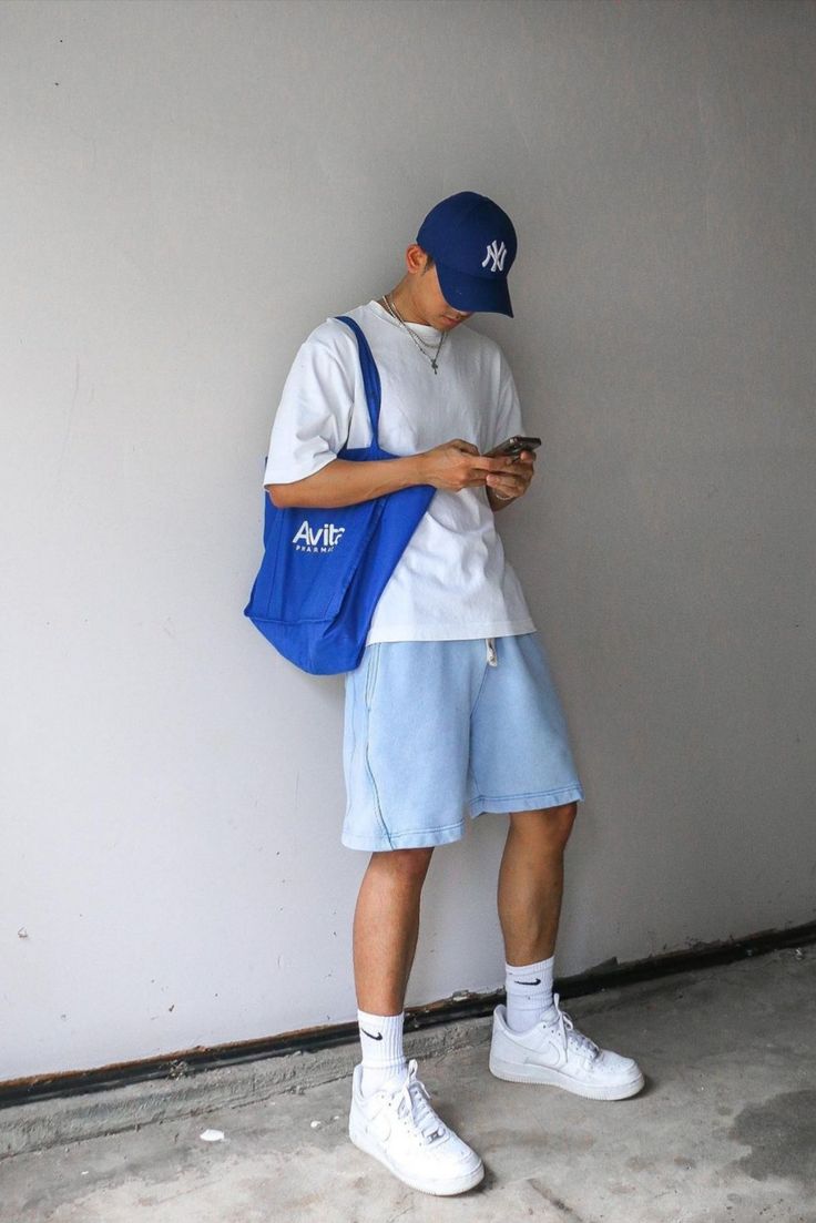 Shorts Male Outfit, Male Summer Outfits Casual Street Styles, Summer Fits Aesthetic 2024, Summer Outfits 2024 Men, Mens Summer Outfits Aesthetic, Male Shorts Outfits, Street Style Aesthetic Men, Summer Vacation Outfits Men, Men’s Summer Fashion 2024