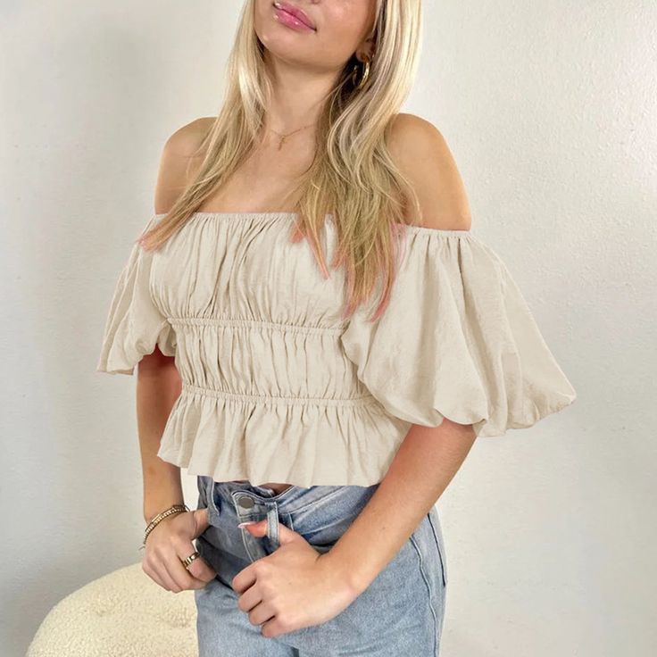 Square neck / Off the shoulder Puff short sleeves Ruffled hem Cropped design Casual Off-shoulder Top With Ruffles, Casual Puff Sleeve Top With Ruffle, Off-shoulder Ruffled Summer Tops, Off-shoulder Ruffled Tops For Summer, Solid Color Short Sleeve Crop Top For Day Out, Summer Off-shoulder Ruffled Tops, Solid Short Sleeve Crop Top For Day Out, Trendy Summer Short Sleeve Top With Ruffles, Spring Ruffled Short Sleeve Crop Top