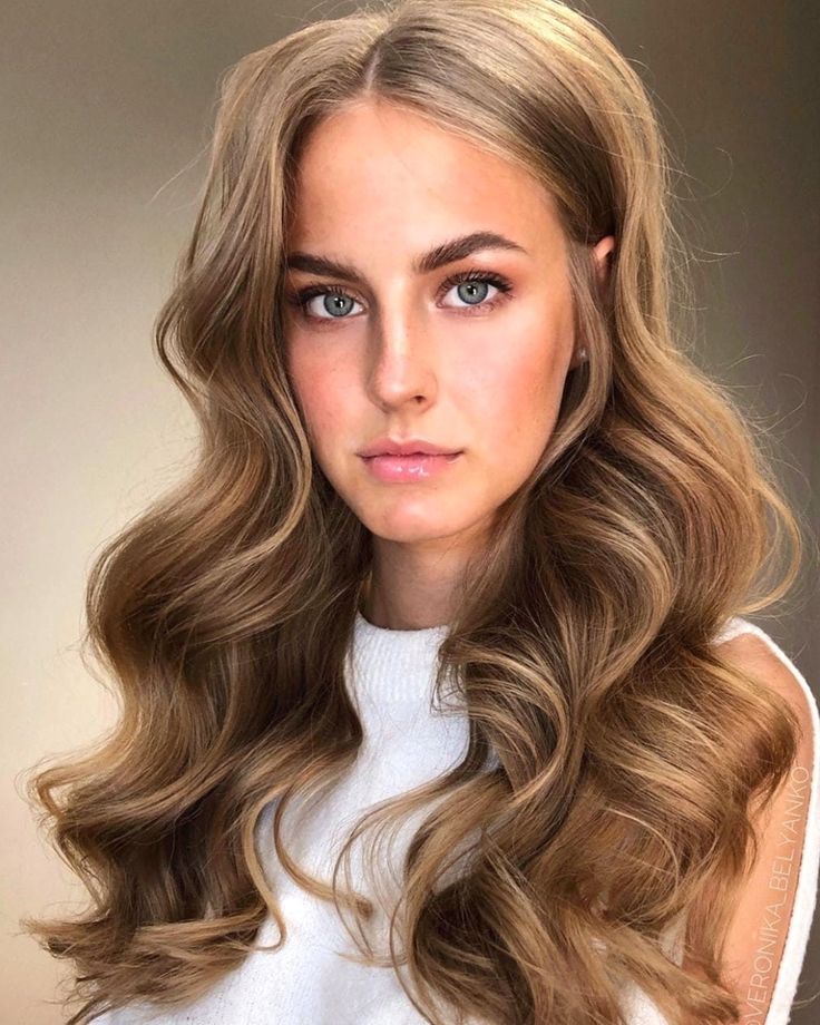 Long Textured Hair, Wedding Curls, Wave Hairstyles, Waves Hairstyle, Bridesmaid Hair Makeup, Romantic Hairstyles, Lustrous Hair, Long Hair Wedding Styles, Bridesmaid Hair Down