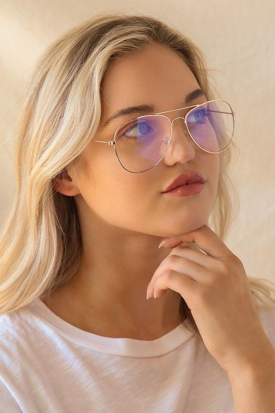 Glasses Gold Frames, Blue Light Filter Glasses, Aviator Glasses For Women, Clear Aviator Glasses, Gold Aviator Glasses, Glasses Aviator, Glasses Outfit, Glasses For Face Shape, Chic Glasses